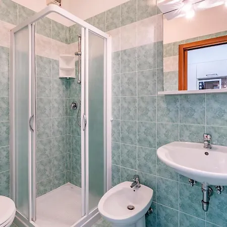 Apartamento 1 Bedroom Nice In *