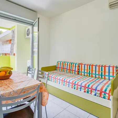 1 Bedroom Nice In Apartamento Bibione