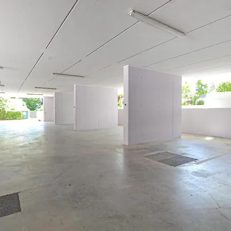 Apartamento 1 Bedroom Nice In *